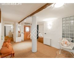 FANTÁSTICA VILLA EN ALBIR CON EXCELENTE VISTA