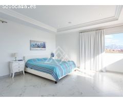 Estudio con terraza en primera línea de playa - Hotel PYR, Fuengirola