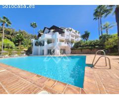 Exclusiva Villa en Marbella Club Golf Resort - Lujo, Privacidad y Vistas