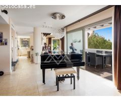 Exclusivo Ático Dúplex de 3 Dormitorios en Los Flamingos