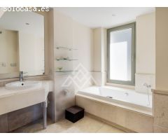 Exclusivo Ático Dúplex de 3 Dormitorios en Los Flamingos