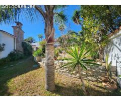 Villa de Ensueño para Golfistas con Vistas Panorámicas en Puerto del Almendro,