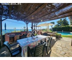 Villa de Ensueño para Golfistas con Vistas Panorámicas en Puerto del Almendro,