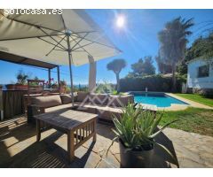 Villa de Ensueño para Golfistas con Vistas Panorámicas en Puerto del Almendro,