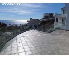 Villa de Ensueño para Golfistas con Vistas Panorámicas en Puerto del Almendro,
