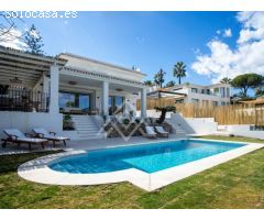 Villa de Ensueño para Golfistas con Vistas Panorámicas en Puerto del Almendro,