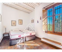 Villa de Ensueño para Golfistas con Vistas Panorámicas en Puerto del Almendro,