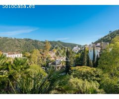 Villa de Ensueño para Golfistas con Vistas Panorámicas en Puerto del Almendro,