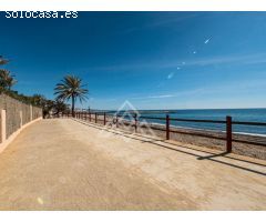 Villa de Ensueño para Golfistas con Vistas Panorámicas en Puerto del Almendro,