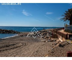 Villa de Ensueño para Golfistas con Vistas Panorámicas en Puerto del Almendro,