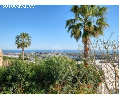 Villa de Ensueño para Golfistas con Vistas Panorámicas en Puerto del Almendro,