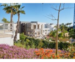Villa de Ensueño para Golfistas con Vistas Panorámicas en Puerto del Almendro,