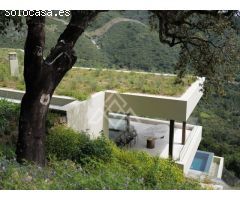 Villa de Ensueño para Golfistas con Vistas Panorámicas en Puerto del Almendro,