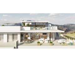Impresionante Ático Dúplex con Piscina Privada y Vistas Panorámicas en La