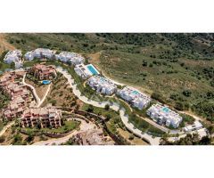 Impresionante Ático Dúplex con Piscina Privada y Vistas Panorámicas en La
