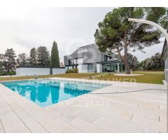 Chalet independiente en venta en paseo de La Finca