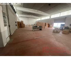LLOGUER DE NAUS INDUSTRIALS A RIUDELLOTS