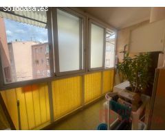 PRESENTEM PIS DE 4 HABITACIONS A GERMANS SABAT