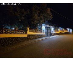A PROP DE BLANES - GRAN CASA AMB JARDÍ I PISCINA EN PARCEL·LA PLANA DE 1.800m²