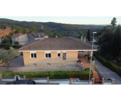 MAGNÍFICA CASA AMB VISTES DENSOMNI A MONTJUÏC