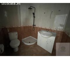 Casa adosada de dos plantas en Cortes y Graena - Lista para entrar a vivir