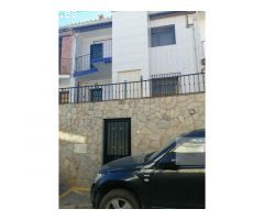 Casa con Ascensor en Huerta Milla, Guadix - Espaciosa, Soleada y Lista para