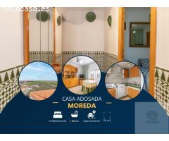 Casa en el centro de Moreda