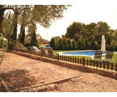 Vvienda residencial unifamiliar con gran terreno
