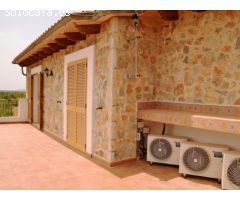 Vvienda residencial unifamiliar con gran terreno