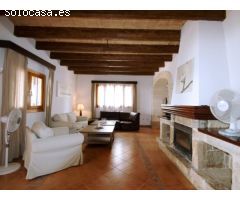 Vvienda residencial unifamiliar con gran terreno
