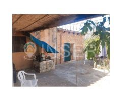 Gran finca rustica con múltiples edificaciones