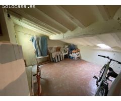 Chalet en Urbanización con piscina.