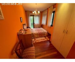 Apartamento todo exterior con terraza de unos 14 m2 a lo largo de la vivienda