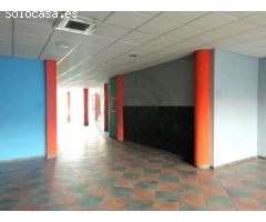 Local en Villanueva de la Serena ( Badajoz).