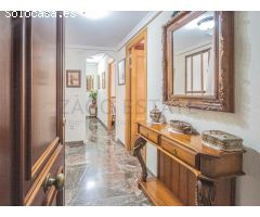 Venta piso en centro Benidorm con vistas laterales al mar