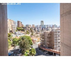 Venta piso con vistas al mar en Poniente
