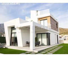 Villa de Obra nueva a muy cerca de Campos de Golf