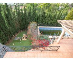 Chalet en Venta en Altea - Exclusividad y Encanto en un Entorno Natural
