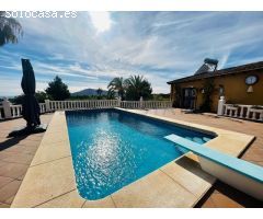 Impresionante Villa en Venta en Alfaz