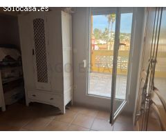 Venta de chalet con vistas y piscina