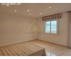 Precioso Dúplex con vistas al mar en la zona de La Llàntia de Mataró.