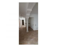 Casa terrera de dos plantas (local, vivienda y azotea) en Lomo Blanco