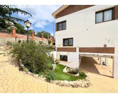PRECIOSA CASA DE SIETE HABITACIONES MUY LUMINOSA CON JARDÍN