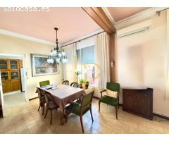 PRECIOSA CASA CON TERRAZA Y GARAJE EN UNA ZONA PRIVILEGIADA