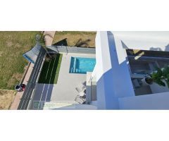 MAGNÍFICA VILLA EN LA RIBERA