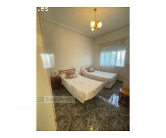 CASA CON GRAN PARCELA