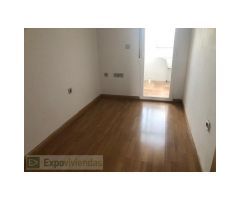 Excelente triplex en venta en Cobatillas.