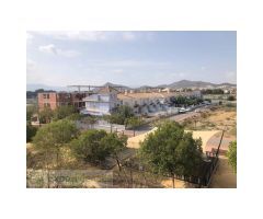 Excelente triplex en venta en Cobatillas.