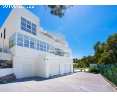 VILLA con piscina a lado del club de golf de Altea