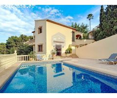 Villa con VISTAS AL MAR en Jávea